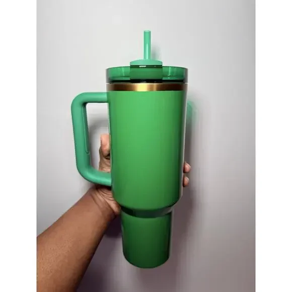 Stanley 2025 St. Patrick’s Day SHAMROCK GREEN 40oz Tumbler BNWT + Custom Bow - Picture 9 of 11